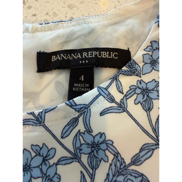 Banana Republic Blue White Floral Fit & Flare Dress Crew Neck Flutter Pullover 4 - Picture 2 of 4